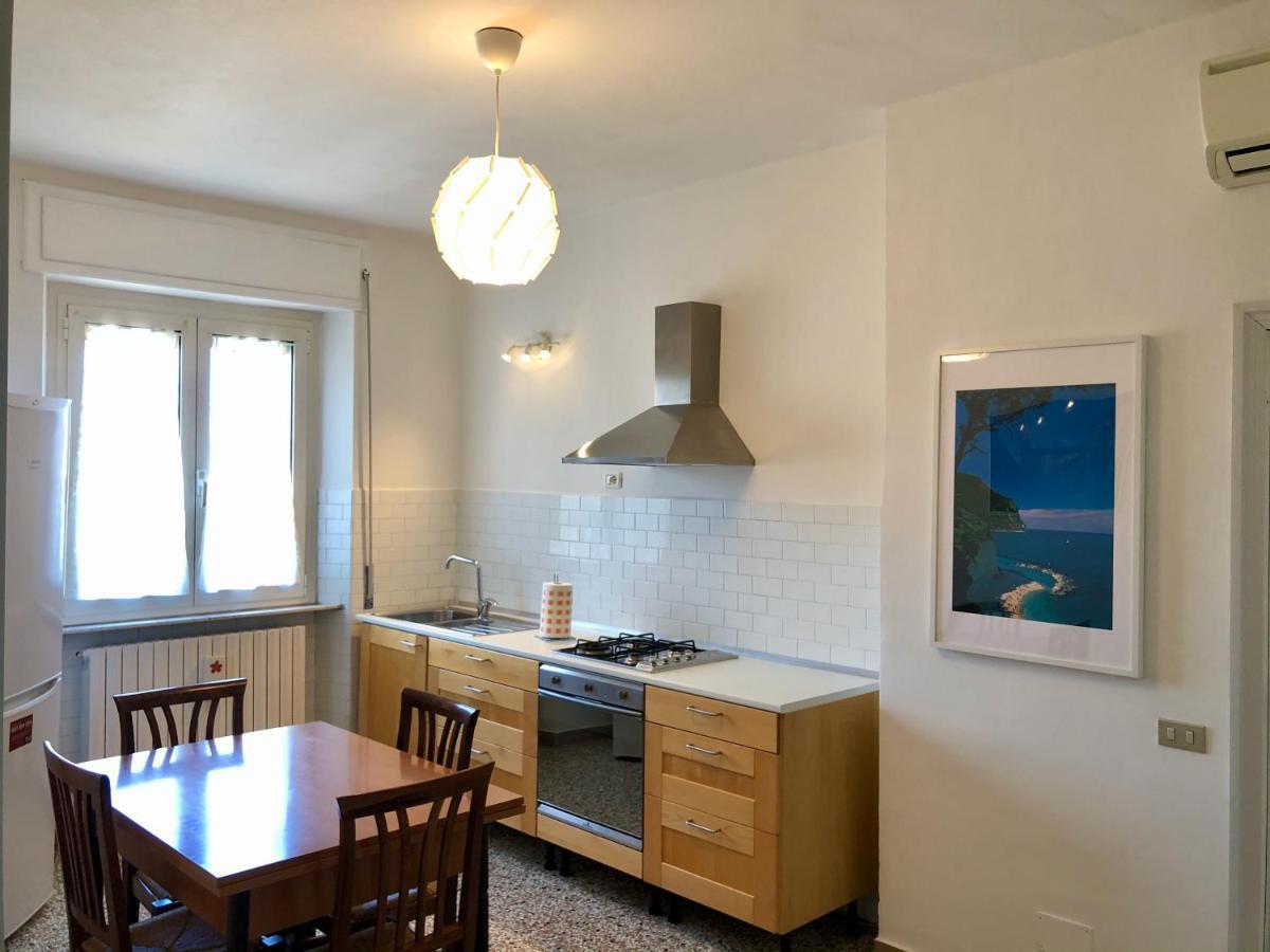 Lole Apartment - Анкона Екстер'єр фото